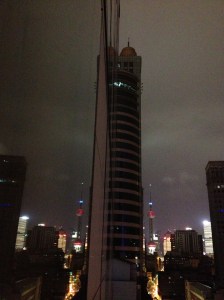 Pearl Tv Tower le soir de la chambre ...