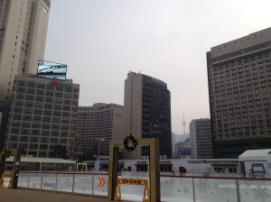 Notre hôtel, la patinoire et la Tower
