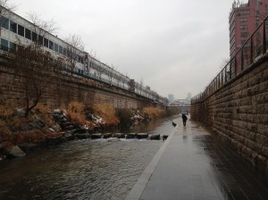 La rivière deux étages sous les avenues